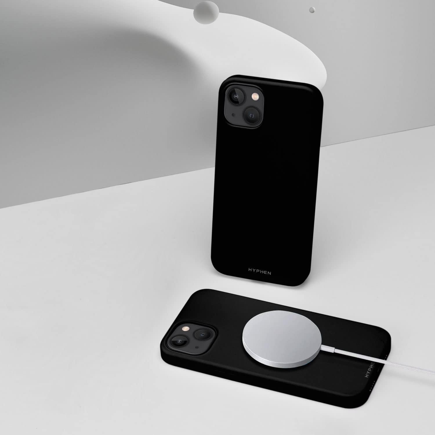 hyphen tint silicone magsafe case black iphone 15 pro 6 1 hpc sbk15p8283 3.jpg